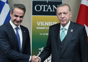 Erdoğan Yunanistan Başbakanı Miçotakis ile görüştü