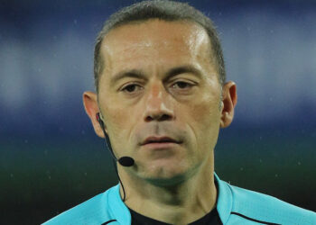 Cüneyt Çakır'a UEFA'dan görev