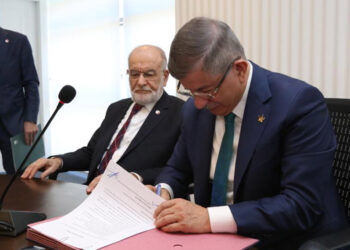 Saadet Partisi ve Gelecek Partisi TBMM'de ortak grup kuracak