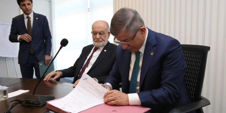 Saadet Partisi ve Gelecek Partisi TBMM'de ortak grup kuracak