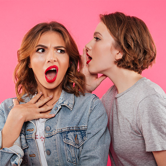 "Kötü niyetle yapmamıştır" dediğimiz insanları hep alttan alırız. Yanlışını görmezden geliriz. Aynı hataları yapmasın diye uyarırız. Ona önem veririz ve arkasında duyururuz. Peki o ne yapar?