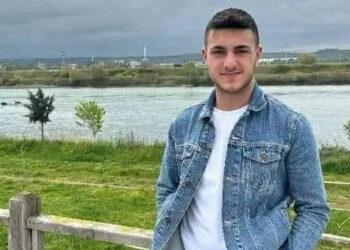 Boğulma tehlikesi geçiren Baran hayata tutunamadı