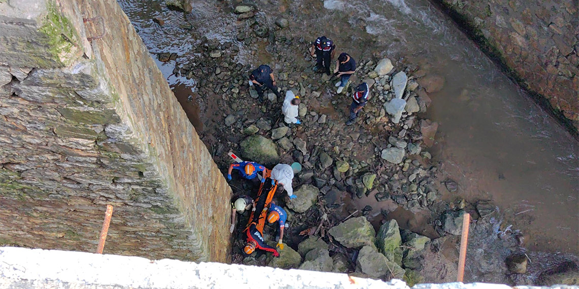 Bursa'nın İnegöl ilçesinde Mezit deresi kenarında dinlenmek için mola veren Mehmet Ali Han, su kenarında kadın cesedi ile karşılaştı. Dere yatağında gördüğü kadın cesedini cansız manken zannetti.