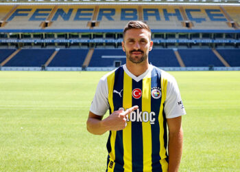 Fenerbahçe Dusan Tadic ile anlaştı