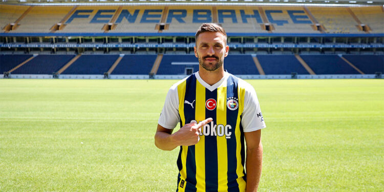 Fenerbahçe Dusan Tadic ile anlaştı