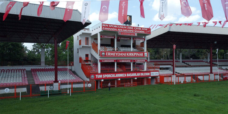 Tarihi Kırkpınar Yağlı Güreşleri öncesi hazırlıklar tamam