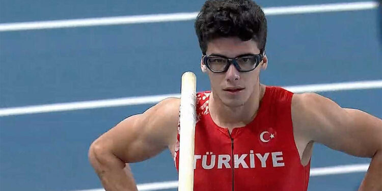 Ersu Şaşma 2024 Paris Olimpiyat Oyunları'na kota aldı