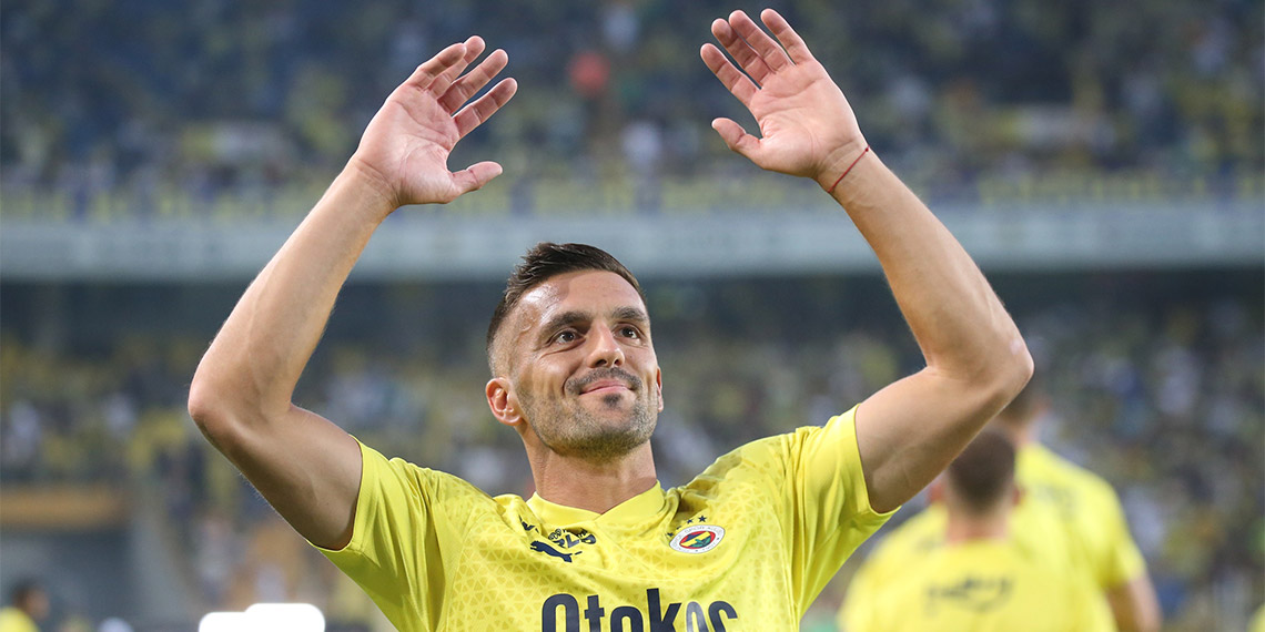 Fenerbahçe Zimbru maçında avantajı kaptı