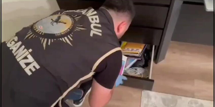 FETÖ elebaşının yeğeni ailesiyle birlikte yakalandı