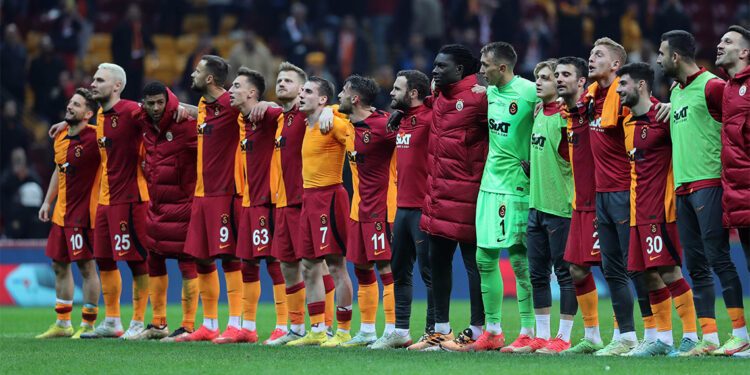 Galatasaray'ın forma göğüs sponsoru KAP'a bildirildi