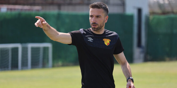 Radomir Kokovic Göztepe'de teknik direktörlük yapacak