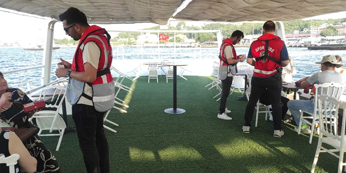 İstanbul'da denizde kaçak göçmen denetimi