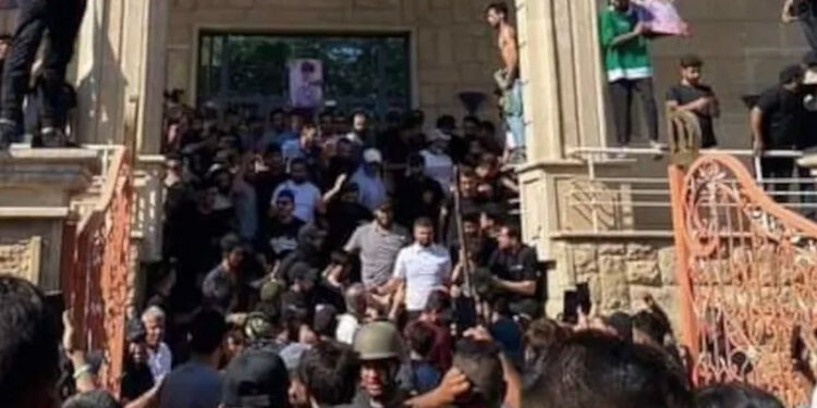 İsveç elçilik binasına yapılan saldırı kınandı