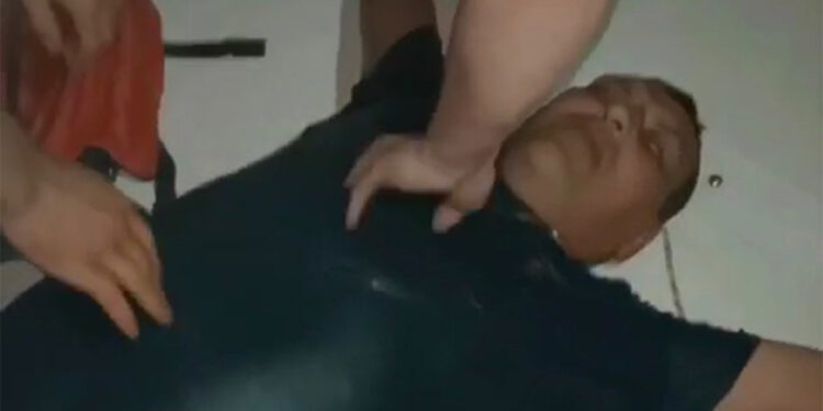 İznik Gölü'nde alabora olan tekneden 3 kişi kurtarıldı