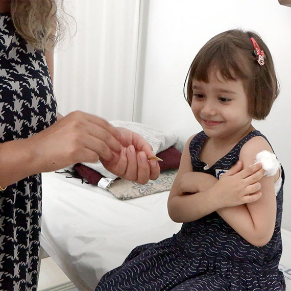 İstanbul Aile Hekimliği Derneği (İSTAHED) Başkan Yardımcısı Dr. Çınla Nişli Kaya, kızamık vakalarının İstanbul Avrupa yakasının kuzey ve iç kesimlerinde yoğunlaştığını söyledi.