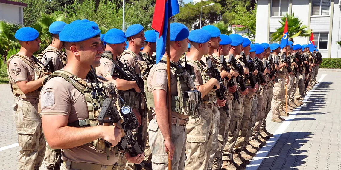 Osmaniye'deki, korkutlar jandarma özel harekat taburu, şırnak'ın gabar dağı bölgesinde, petrol arama çalışmalarının emniyet tedbirlerini sağlamak amacıyla, mehter marşı ile yola çıktı.