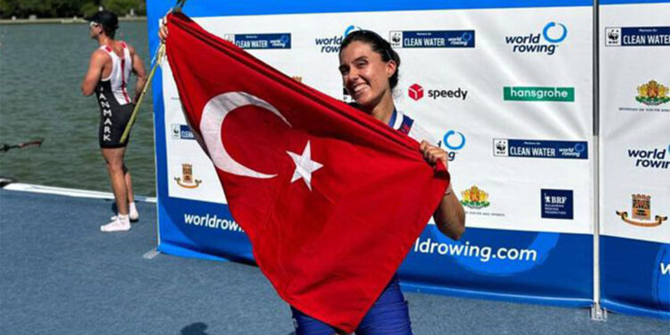 Milli kürekçi Elis Özbay U23 Dünya Şampiyonu oldu