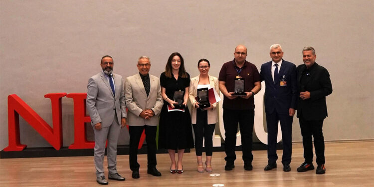 Nişantaşı Eğitim Vakfı Bilime Katkı Ödülleri sahiplerini buldu