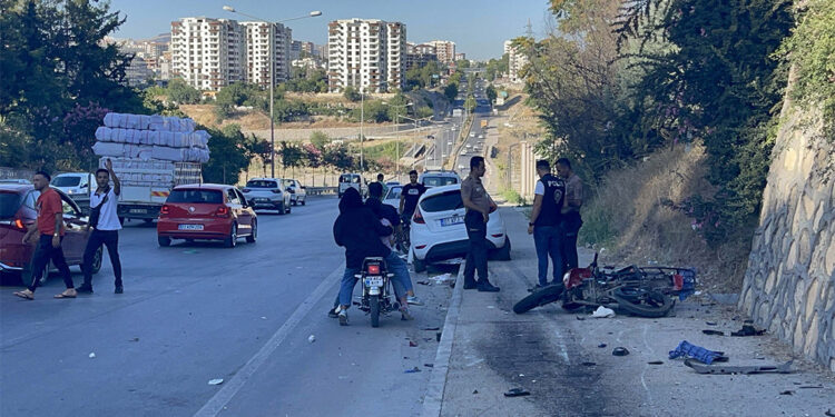 Adıyaman'da otomobil motosiklete çarptı; 1 ölü