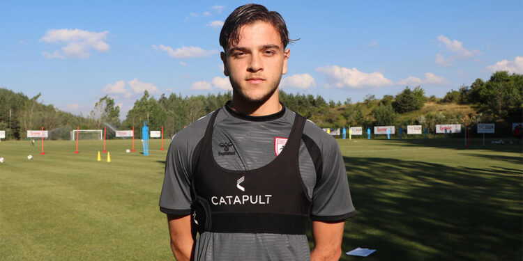 Çağlar Söyüncü'yü örnek alıyorum