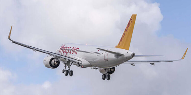 Pegasus'un Karadağ'a uçuşları başladı