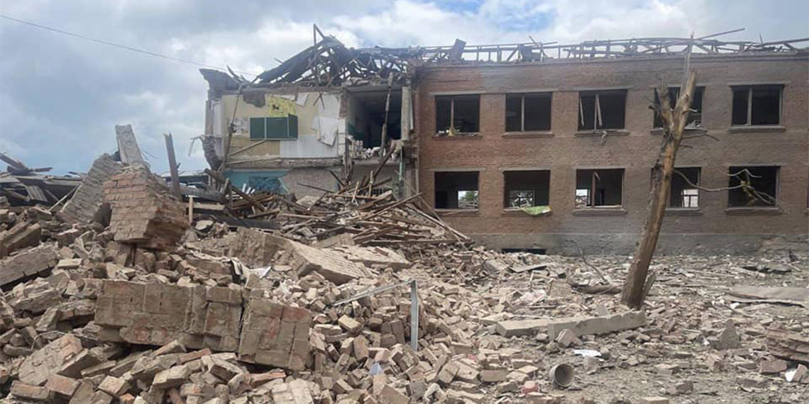 Rusya Ukrayna'da okulu vurdu