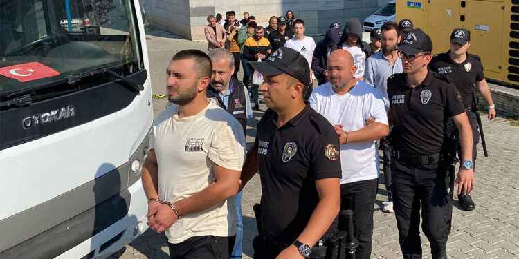 Samsun'da silahlı suç örgütüne operasyon