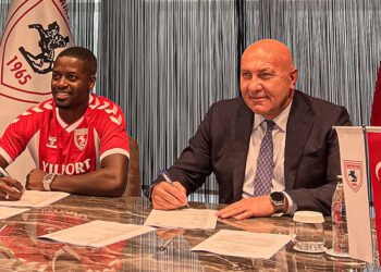 Samsunspor Nanu'yu renklerine bağladı