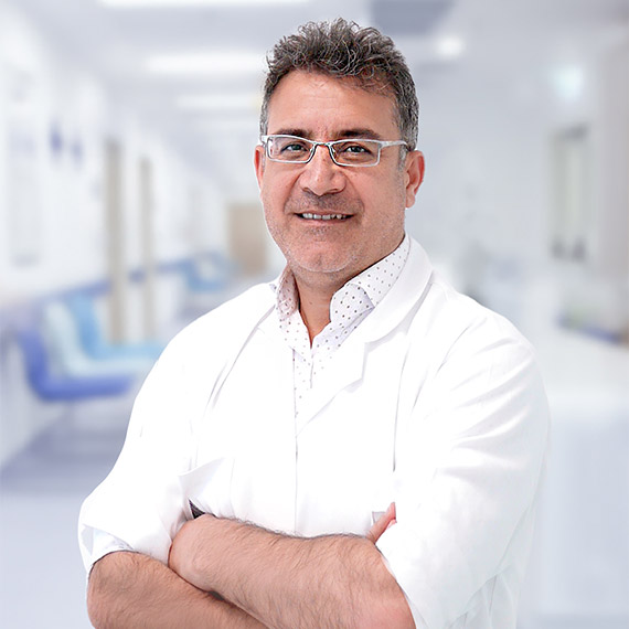 Son günlerde tekrar gündeme gelen sirozun tedavi edilmediği taktirde ilerleyici bir hastalık olduğuna işaret eden Genel Cerrahi Uzmanı Prof. Dr. Kemal Peker, karaciğer yetmezliği, karaciğer kanseri gibi ciddi komplikasyonlara yol açabileceğini vurguladı.