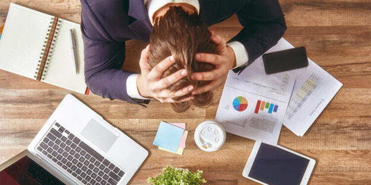 Sosyal anksiyete bozukluğunun 6 belirtisi