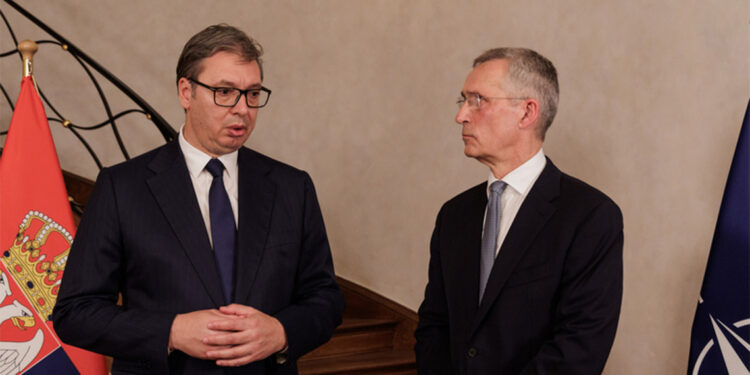 Jens Stoltenberg, Vucic ile Kosova konusunu görüştü