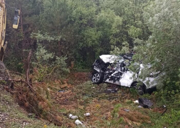 Kastamonu'da kazada anne-baba öldü, 3 çocuğu yaralandı