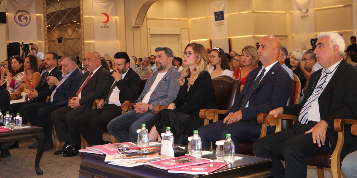 Türkiye Foto Muhabirleri Derneği tarafından Yılın Basın Fotoğrafları 2023 Ödül Töreni Ankara'da düzenlendi.