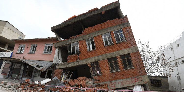 Türkiye'nin yapı stokunun yüzde 40-45’i güvenli değil