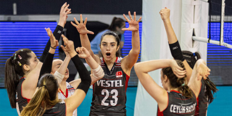 17 Yaş Altı Kız Voleybol Milli Takımı Fransa’yı mağlup etti