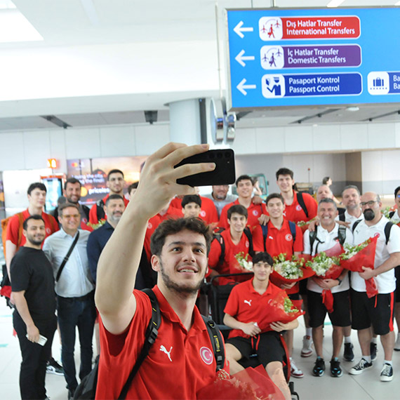 U19 Erkek Basketbol Milli Takımı yurda döndü