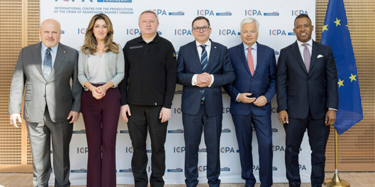 Ukrayna-Rusya savaşında işlenen suçları soruşturacak olan ofis Lahey'de açıldı