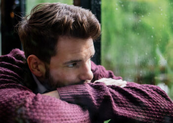 Yaşayıp da anlamak