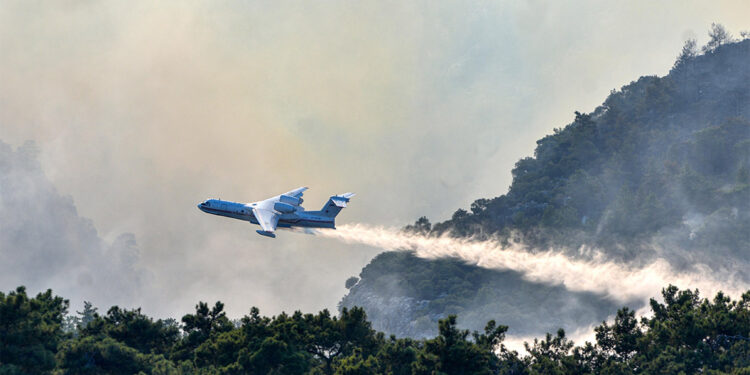Yangında her 5 saatte atom bombasına eş değer enerji açığa çıkar