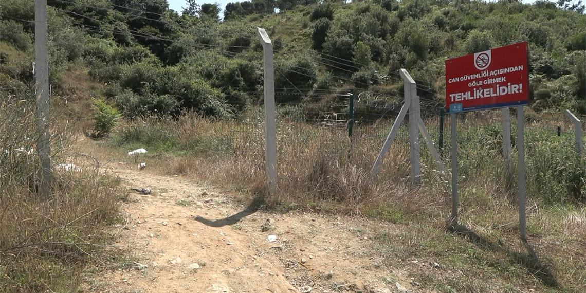 'Göle girmek tehlikelidir' tabelasına aldırış etmediler