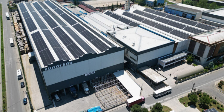 Yerli mobilya markasından Çatı GES uygulaması