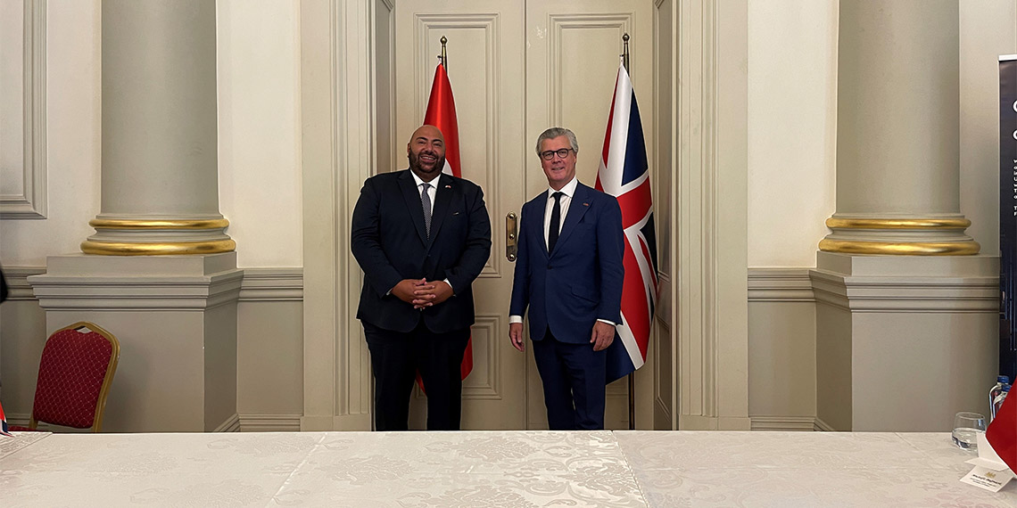 Rönesans Holding'in Mersin'i Adana, Osmaniye ve Gaziantep ile bağlayacak yüksek hızlı elektrikli demiryolu projesi için Birleşik Krallık İhracat Finansmanı Dairesi (UK Export Finance/UKEF) tarafından 781 milyon euroluk destek sağlandı.