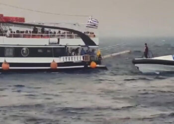 Rodos adasında tahliyeler devam ediyor
