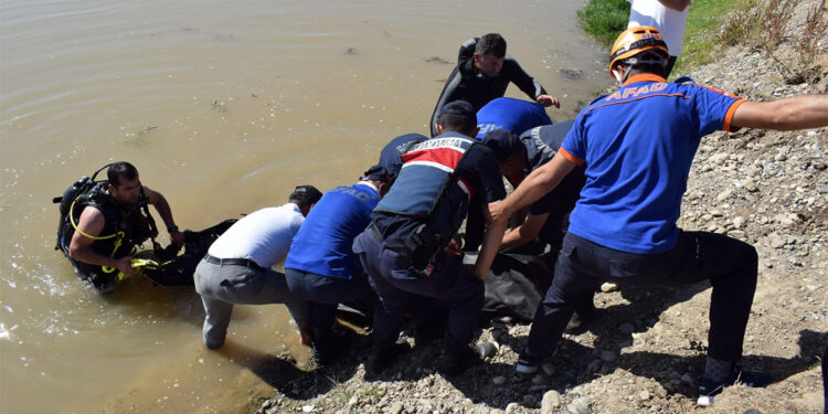 Boğulma vakaları bilinmeyen sularda yüzme kaynaklı