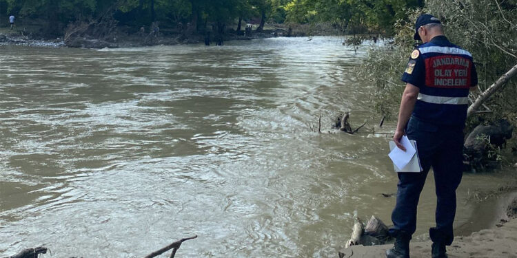 Girdiği derede kaybolan tesisat ustasından acı haber
