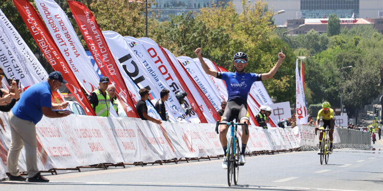 '100'üncü Yıl Cumhuriyet Bisiklet Turu' tamamlandı