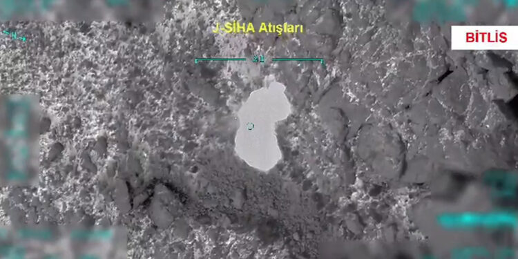 1'i turuncu kategoride 4 terörist etkisiz hale getirildi