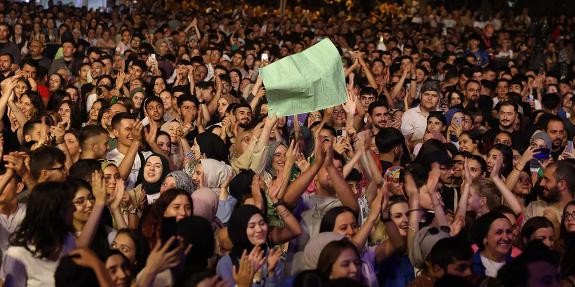 30 agustos zafer bayrami konserleri resul dindar ile devam ettis - yerel haberler - haberton