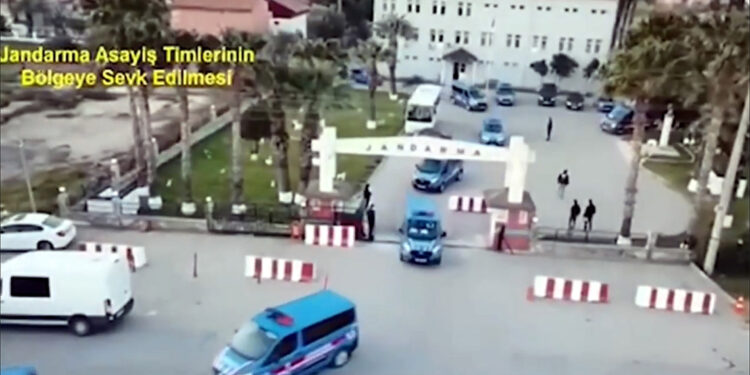 4 ilde göçmen kaçakçılığı operasyonu; 26 tutuklama