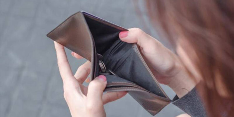 4 kişilik bir ailenin açlık sınırı 12 bin 198 TL oldu